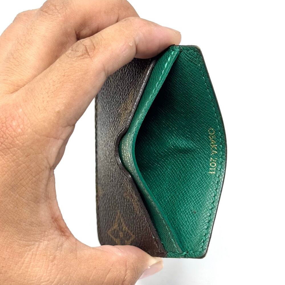 Louis Vuitton Osaka Cardholder Wallet - Picture 10 of 12